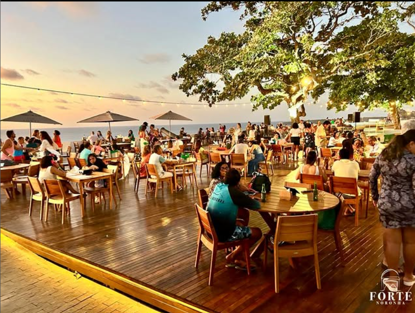 15% DISCOUNT AT THE RESTAURANT